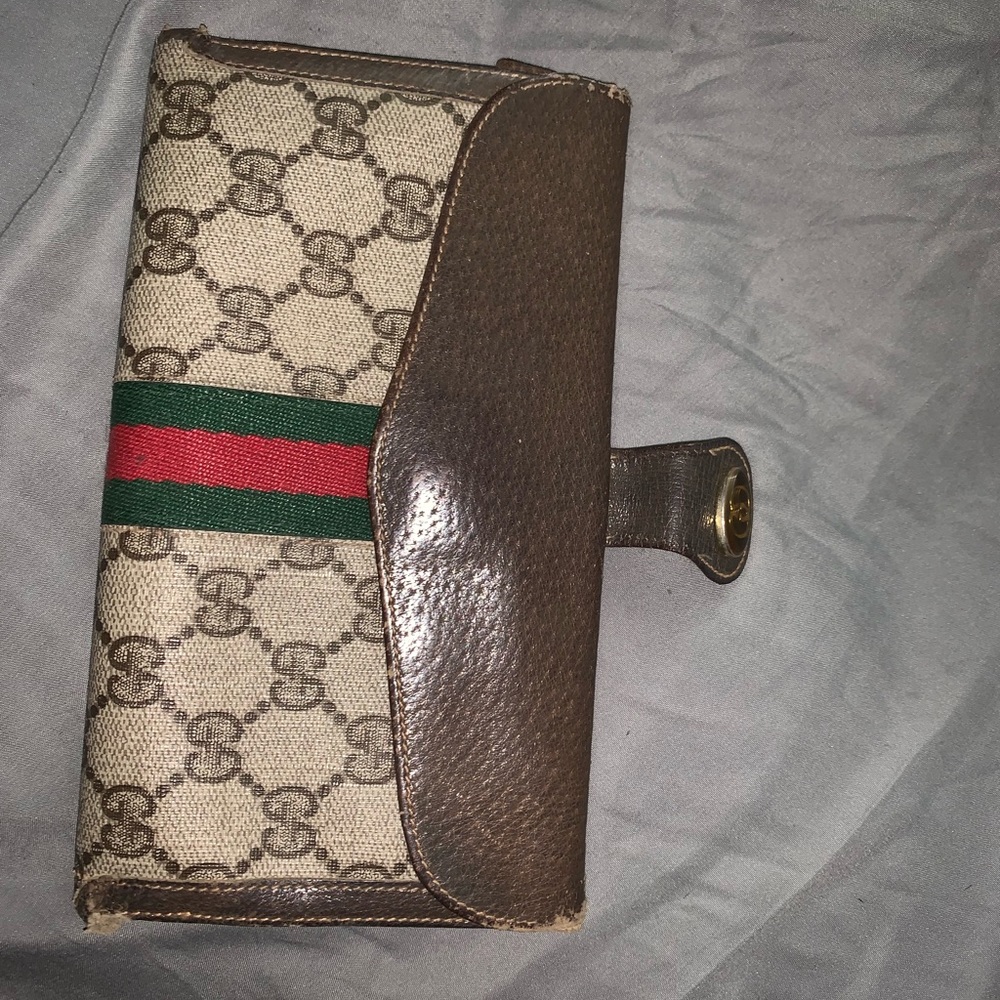 Gucci wallet